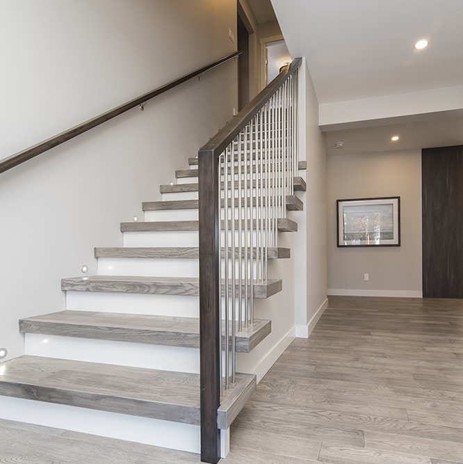 Staircase cleaning in apartment buildings